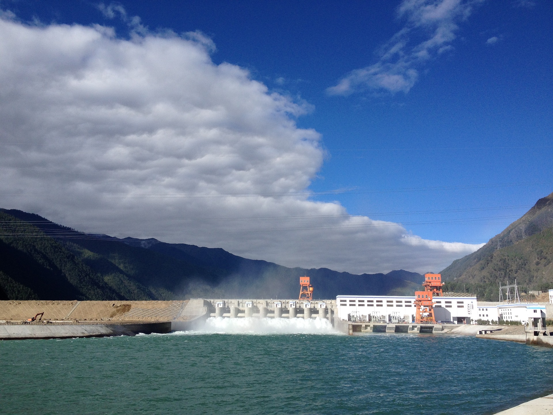 hydropower building