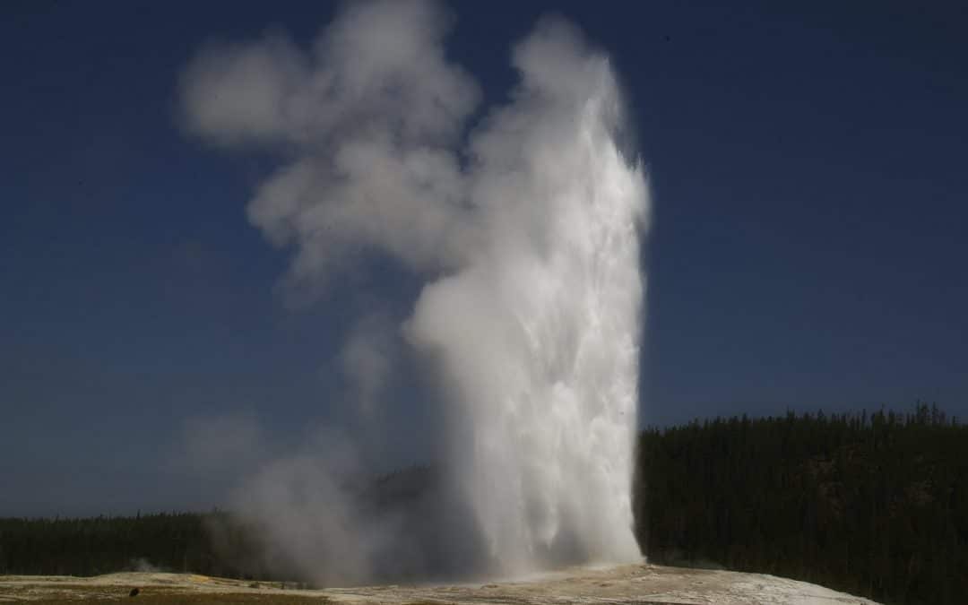 Yellowstone_National_Park_02